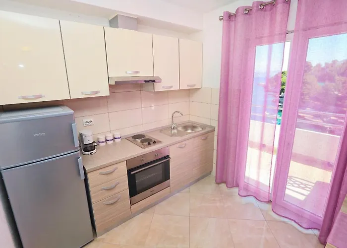 Zastupac 8761d Apartment Hvar Town